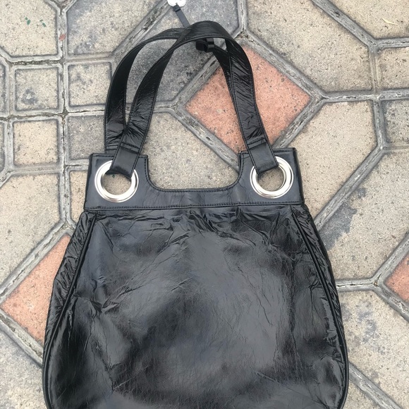 Hello Kitty Handbag. - Picture 2 of 3